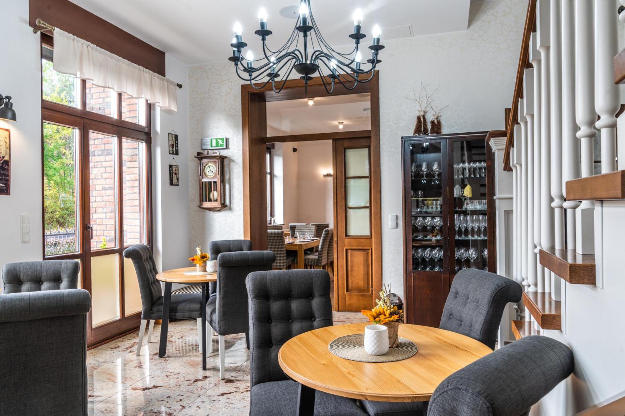 Tleń Biala Koszula酒店 外观 照片